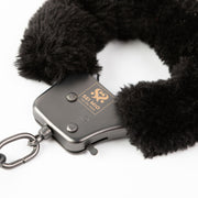SEI MIO Cuff Love Furry Metal Handcuffs